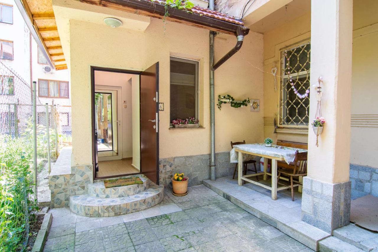 Barcelona Colorful Central Studio W Green Backyard Sofia Exterior foto